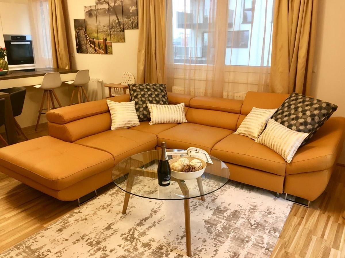 Ferienwohnung am Hauptbahnhof Wien Exterior foto