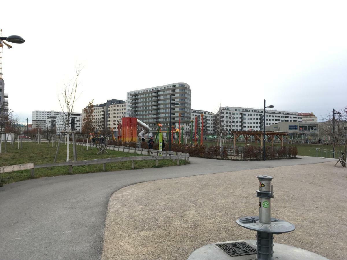 Ferienwohnung am Hauptbahnhof Wien Exterior foto